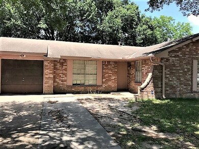 1018 Progreso Dr, Houston, TX 77038 - photo 3