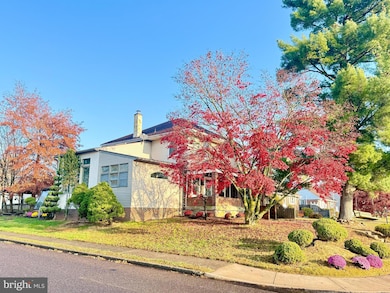 903 Hale St, Pottstown, PA 19464 - photo 3