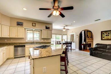 211 Lansdowne Dr, Slidell, LA 70461 - photo 5