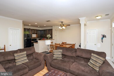 8745 Bright Meadow Ct, Odenton, MD 21113 - photo 4