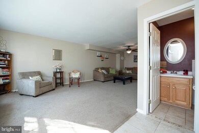 130 Regal Ct, Royersford, PA 19468 - photo 3