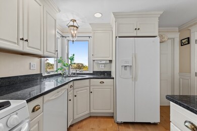 31 Overlea Ave, Saugus, MA 01906 - photo 4