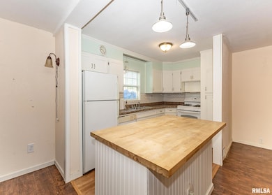 3015 N 3rd St, Clinton, IA 52732 - photo 7