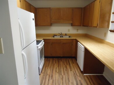 108 Marlene Dr, Jacksonville, NC 28546 - photo 4