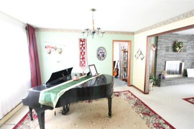 45 Hilltop Dr, Shavertown, PA 18708 - photo 5