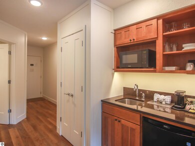 12400-Unit 274 Crystal Mountain Dr unit 274, Thompsonville, MI 49683 - photo 5