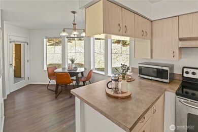 5300 Harbour Pointe Blvd unit 301G, Mukilteo, WA 98275 - photo 6