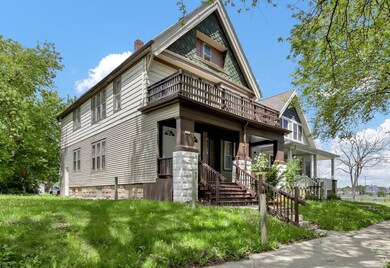 copy3381 N 26th St-3