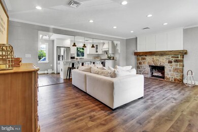 153 E Glenn Rd, Hershey, PA 17033 - photo 3