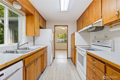 Straightforward Easy Remodel of this Kitchen Would Create Instant Equity