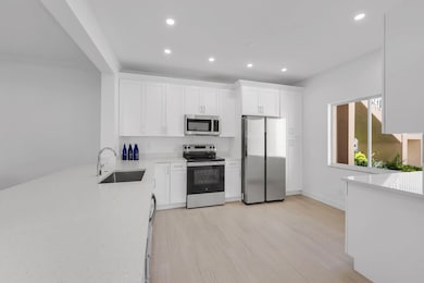 700 Saratoga Cir unit 101, Naples, FL 34104 - photo 7