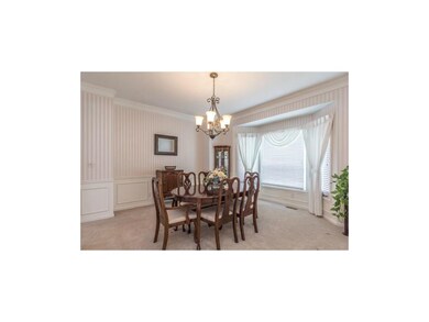 Spacious Dining Room with Crown Molding, New Chand