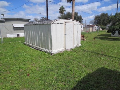 814 Main Grove St, Donna, TX 78537 - photo 2