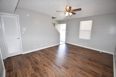3276 Tower Dr unit B, Clarksville, TN 37042 - photo 3