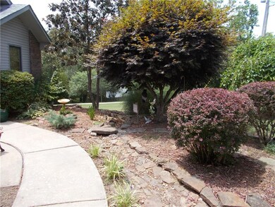 9 Singleton Cir, Bella Vista, AR 72715 - photo 3