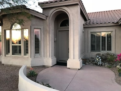 Entry & Courtyard