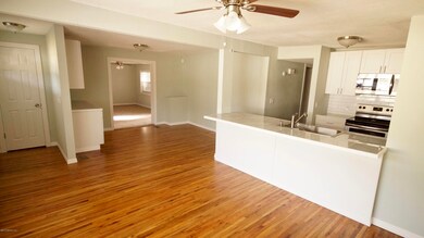 6030 Marsha Dr, Jacksonville, FL 32205 - photo 5