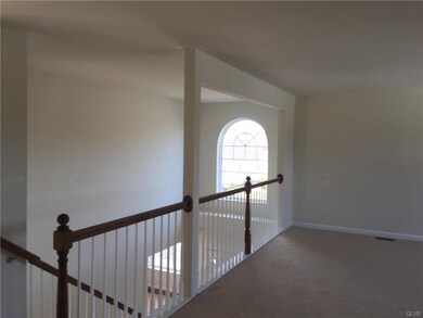 684 Mulberry Dr, Nazareth, PA 18064 - photo 2