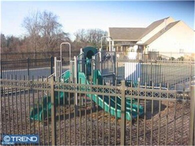 107 Sagewood Dr unit 49, Malvern, PA 19355 - photo 6