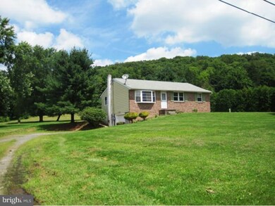 972 Englesville Hill Rd, Boyertown, PA 19512 - photo 2
