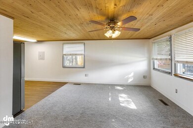 07-Living Room_IMG_4382_SSW