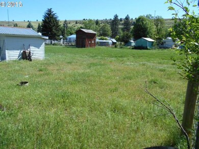 335 S Cozart St, Prairie City, OR 97869 - photo 5