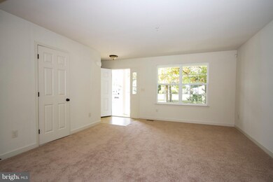 1015 Wampler Rd, Middle River, MD 21220 - photo 5