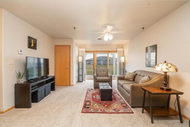 4305 Autumn Ridge Rd unit 218, Cedar Falls, IA 50613 - photo 5