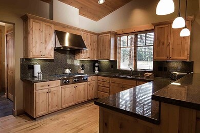 12423 Lookout Loop unit F15-52, Truckee, CA 96161 - photo 3