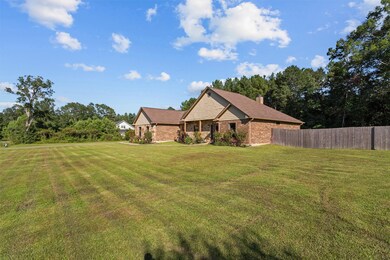 216 White Oak Ln, Lufkin, TX 75901 - photo 4
