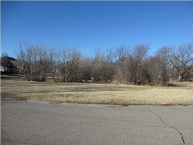 Many neighborhood trees & nearby subdivision lakes