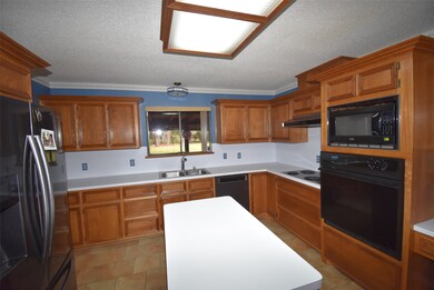 228 County Road 208, Bay City, TX 77414 - photo 7