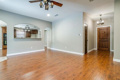 1932 Reynolds Dr, Azle, TX 76020 - photo 5