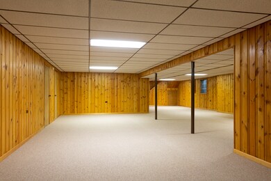 742 Buttonwood Cir, Naperville, IL 60540 - photo 7