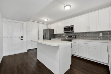 Kitchen Island 