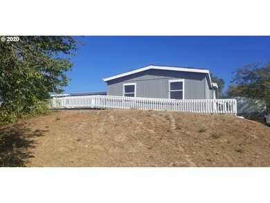 812 SW 12th St, Pendleton, OR 97801 - photo 2