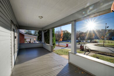 107 E Maple St, Johnson City, TN 37601 - photo 6