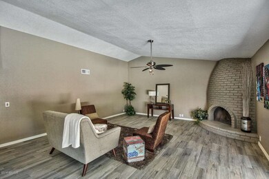 2698-W-Chilton-St-16 - Copy (2)