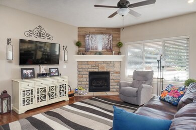 714 W South Oaks Dr, Nixa, MO 65714 - photo 5