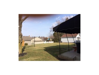 223 Como St, Struthers, OH 44471 - photo 4