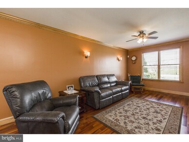 667 Woodstown Rd, Swedesboro, NJ 08085 - photo 6