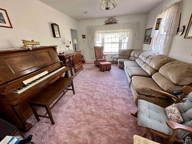 18 Maple Ave, Hampstead, NH 03841 - photo 5