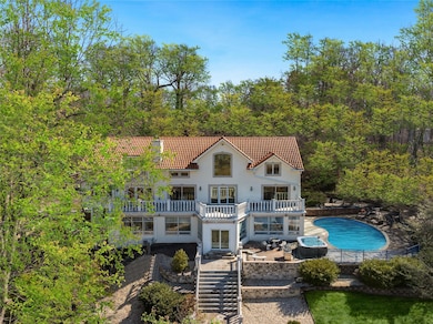 15 Hoffstot Ln, Port Washington, NY 11050 - photo 4