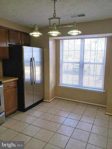 7207 Sheila Turn, Clinton, MD 20735 - photo 5