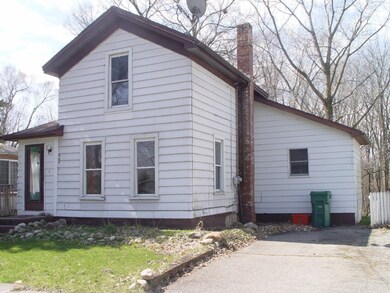 440 Elm 2