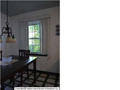 18 Coughlan Ave, Staten Island, NY 10310 - photo 7