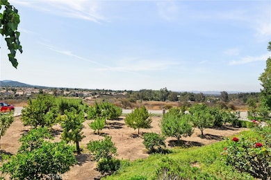 10684 Lakeview Rd, Yucaipa, CA 92399 - photo 7