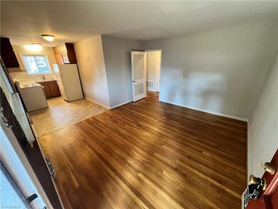 1606 W Northwest Blvd unit C, Winston-Salem, NC 27104 - photo 3