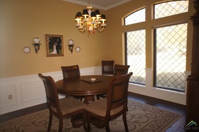 905 Beth Dr, Tyler, TX 75703 - photo 4