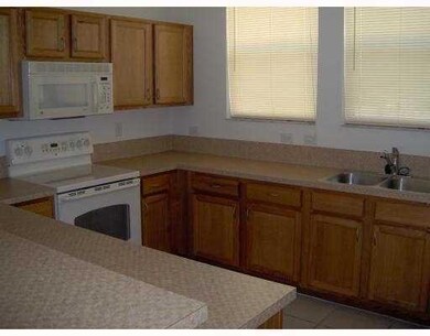 1740 SAN BENITO Way 4 kitchen
